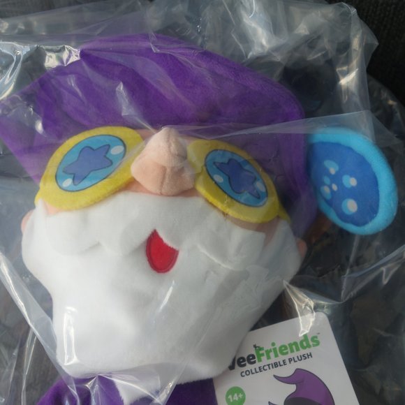 VeeFriends WILLFUL WIZARD PLUSH *Brand New in Plastic* - Picture 3 of 5